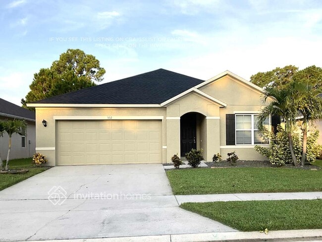 Building Photo - 532 White Coral Ln