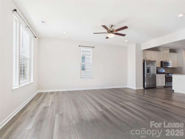 Building Photo - 2617 Grantham Place Dr