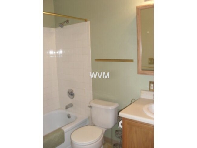 Foto del edificio - Mission Viejo Ranch with basement