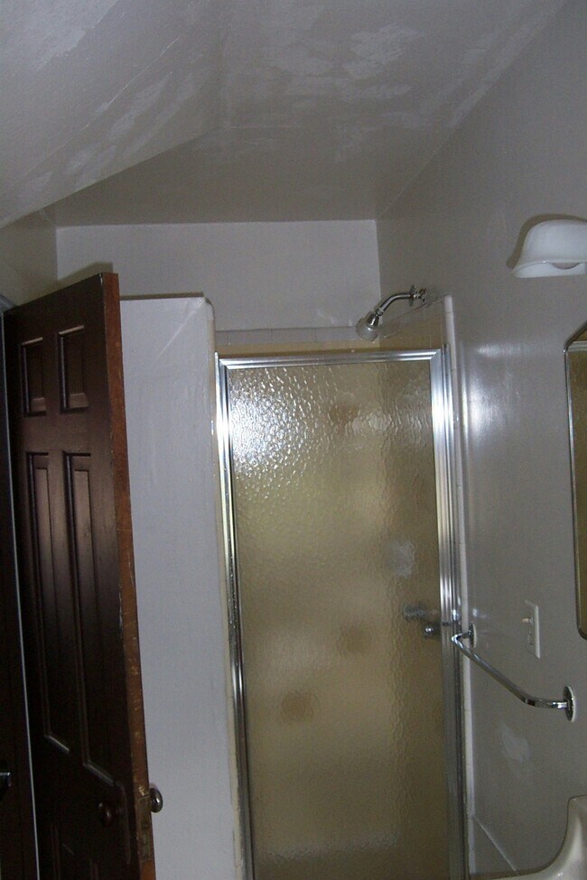 Foto del edificio - 732 S Forest Ave