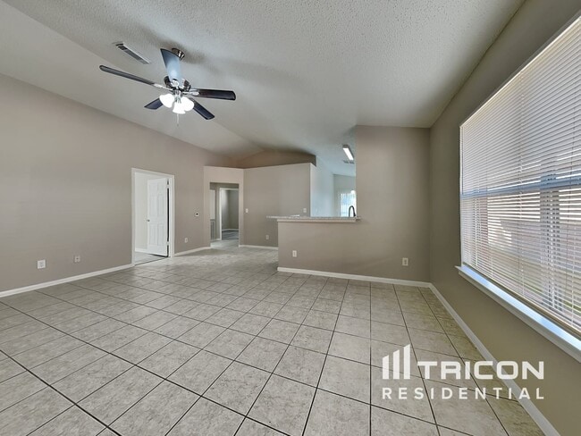 Building Photo - 3207 Boynton Dr