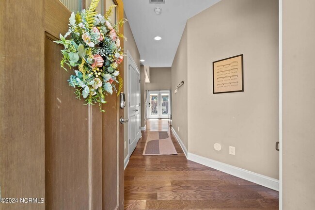 Foto del edificio - 177 Pinebranch Ct