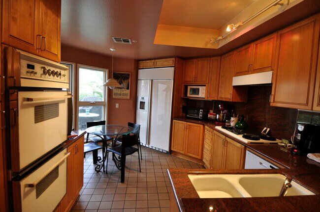 Culinary Kitchen - 2115 3rd St
