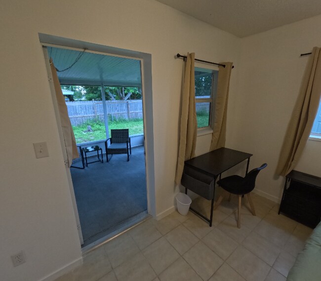 Foto del edificio - 1931 Cleveland St NE