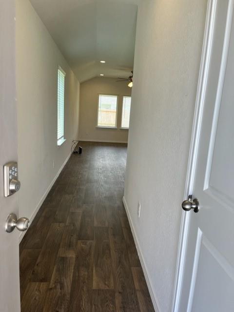 Foto del edificio - 21607 Wine Palm Wy