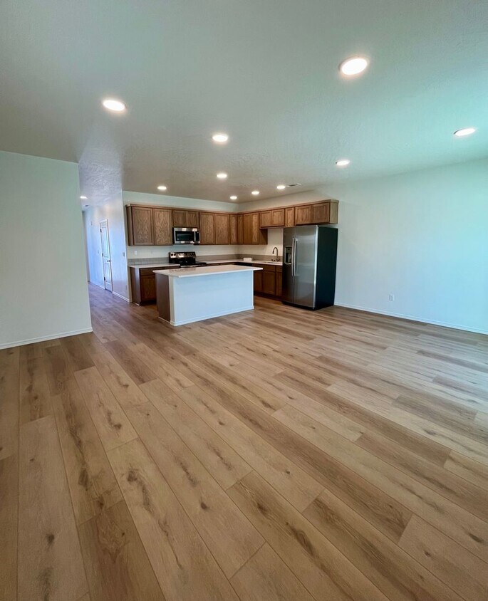 Foto del edificio - Corner Townhome!