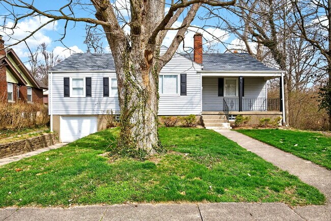 Foto del edificio - 1930 Stevens Ave