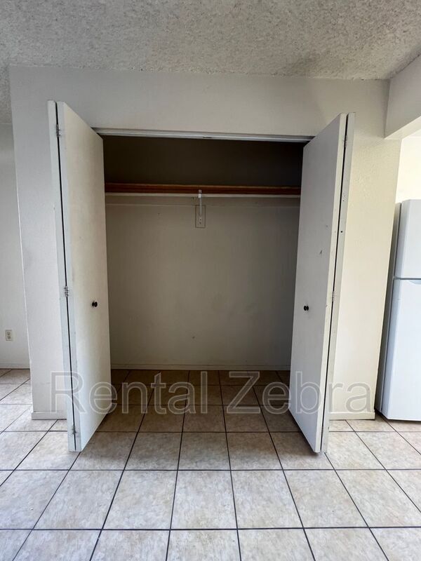 Foto del edificio - 435 W 23rd St