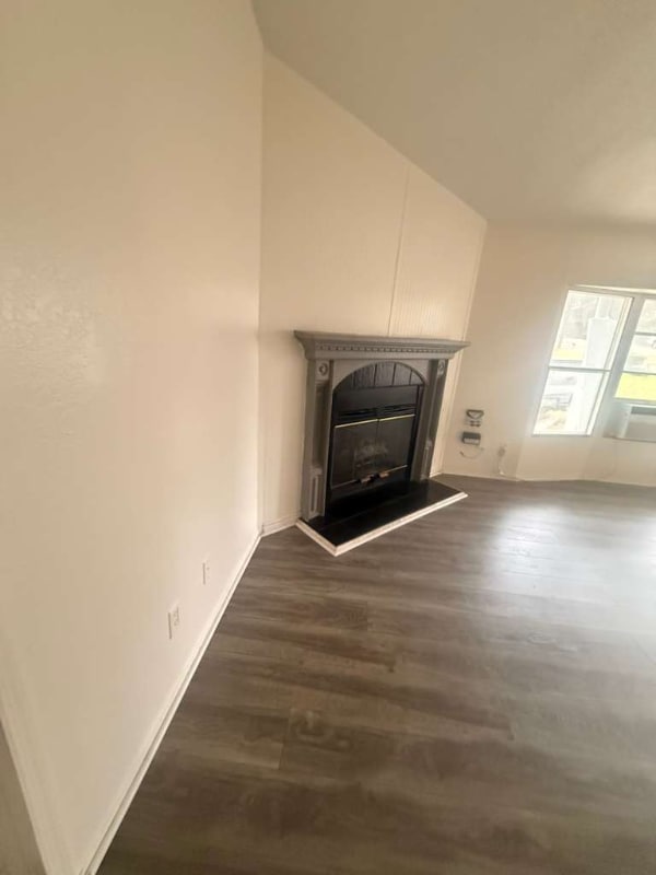 Foto del edificio - 430 Westchase St