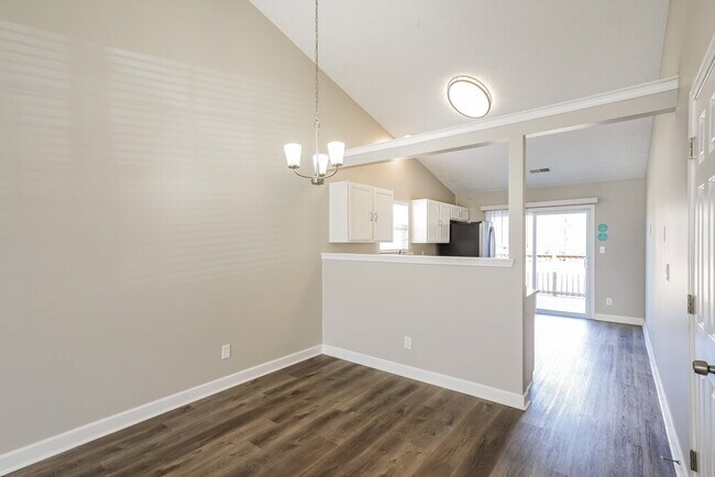 Foto del edificio - 3293 Cain Harbor Dr