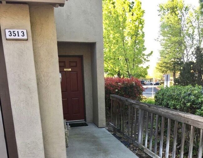 Building Photo - 3513 Dameron Pl