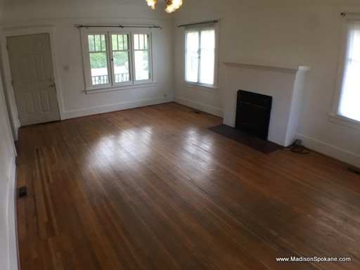 Building Photo - 2707 E 17th Ave