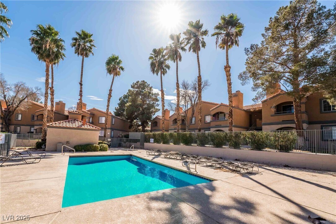 Foto principal - 230 Mission Newport Ln