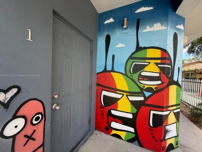 Building Photo - 541 NW 33rd St Building Photo - 541 NW 33rd St