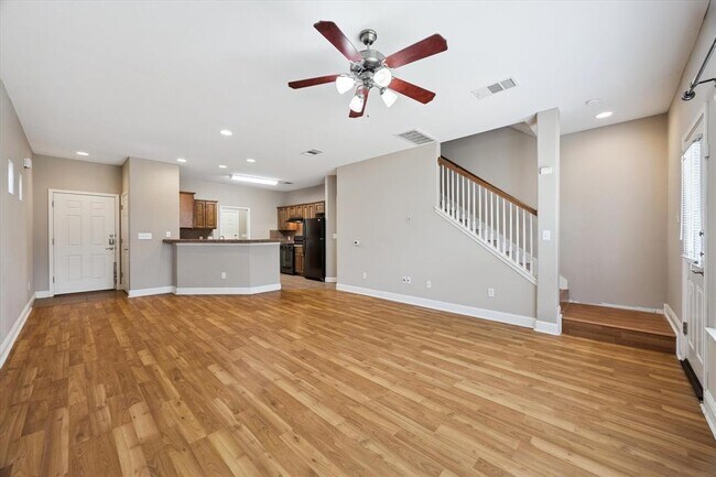 Foto del edificio - 7206 Providence Ave