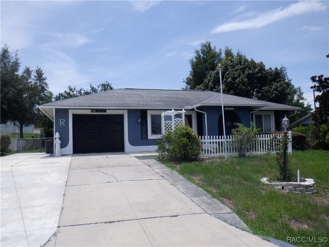 Foto del edificio - 3790 N Honeylocust Dr