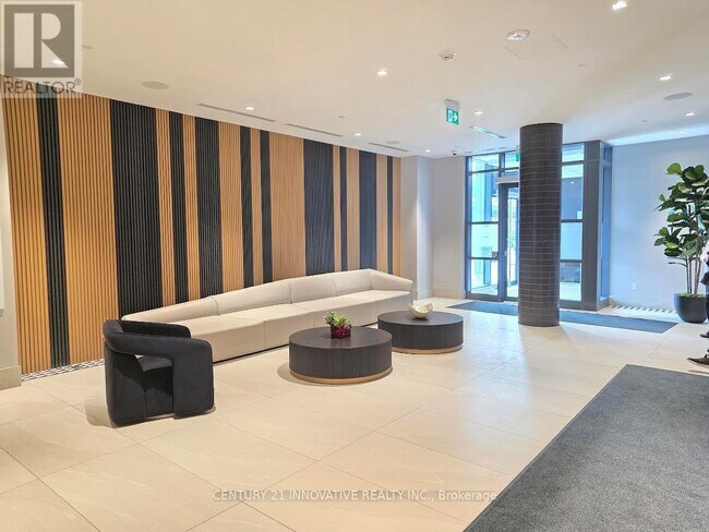 Building Photo - 2545 Simcoe St N