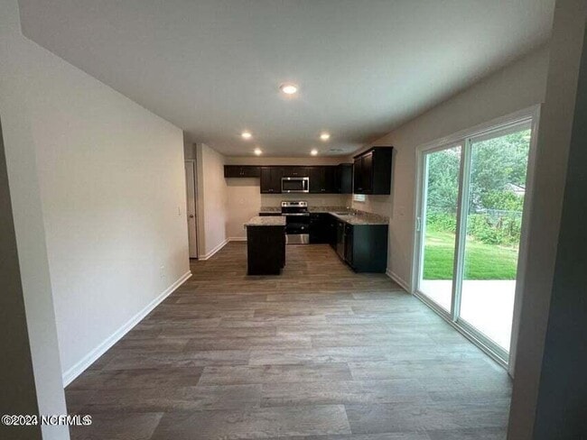 Building Photo - 4533 Sandstone Dr