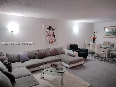 Foto del edificio - 3180 S Ocean Dr