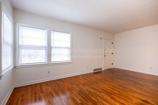 Foto del edificio - 619 N Glendale St