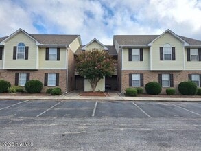 Building Photo - 2912 Mulberry Ln
