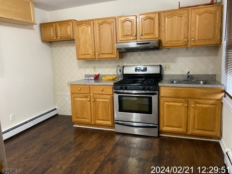 41 Downing St, Newark, NJ 07105 House Rental in Newark, NJ