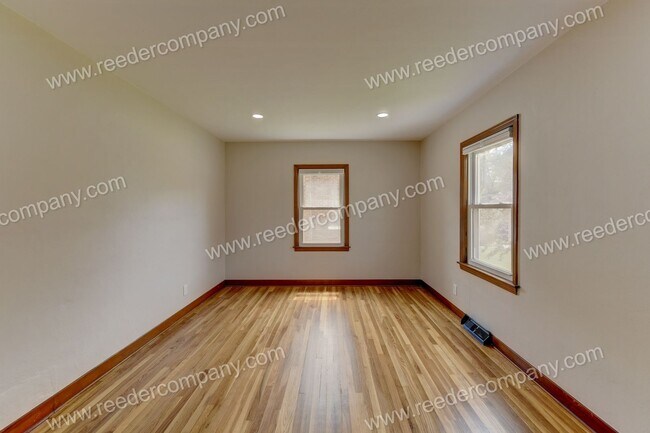 Foto del edificio - Completely remodeled 3 bedroom 1.5 bathroom house in Hammond