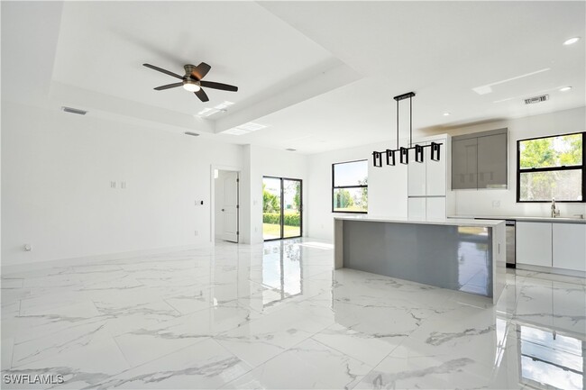 Foto del edificio - 4309 NW 38th Ave