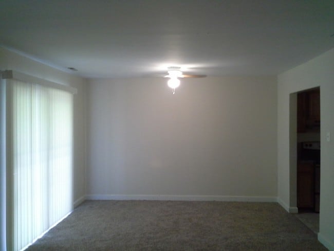 Building Photo - 1217 Marcy Ave