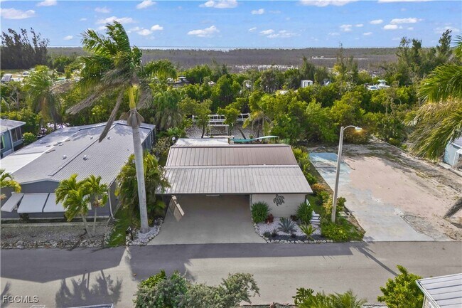 Foto del edificio - 7150 Cobiac Dr