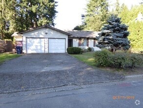 Building Photo - 7038 NE 138th St