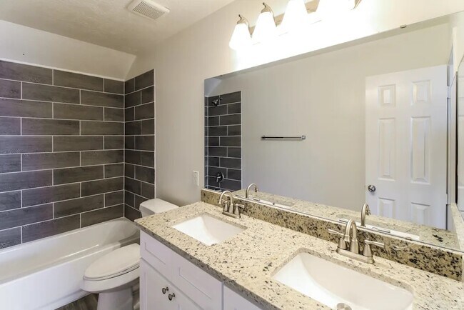 Foto del edificio - 2731 Eros Ln