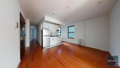 Building Photo - 104 2nd Ave