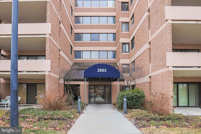 Foto del edificio - 2903 Fallstaff Rd