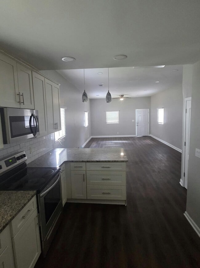 Foto del edificio - 960 Sims St SW