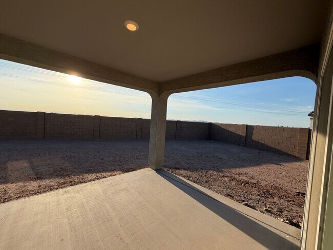 Foto del edificio - 22705 N Rummler Ln