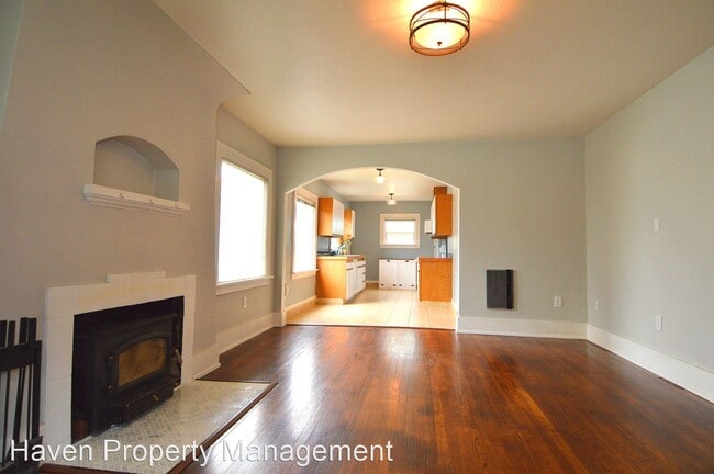 Building Photo - 3 br, 1.5 bath House - 4511 N 45th St
