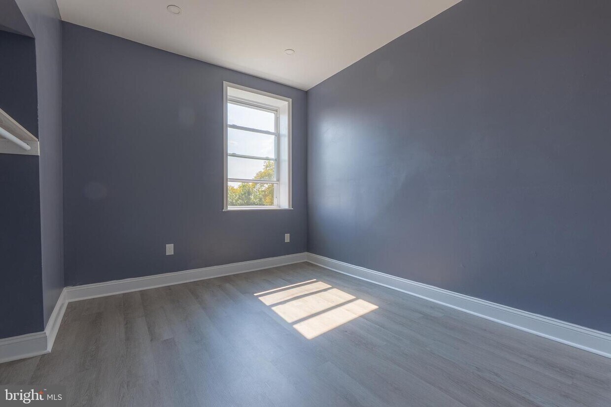 Foto principal - 4232 Lancaster Ave