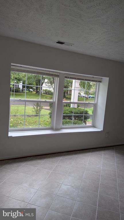 Foto principal - 10314 Bernard Ct