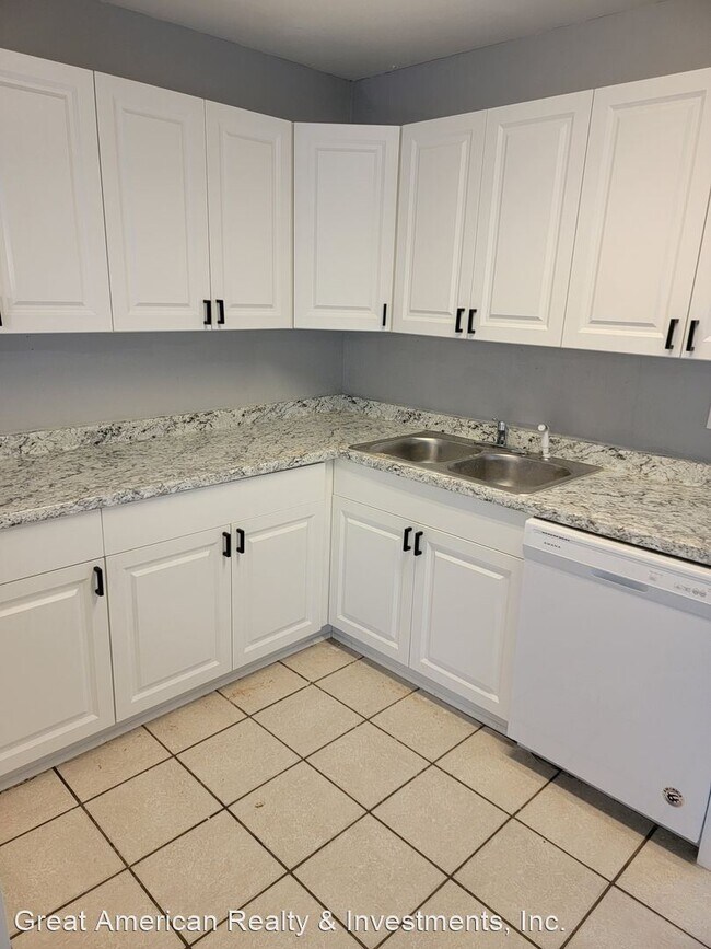 Foto del edificio - 3 br, 2 bath House - 9345 N Elliot Way