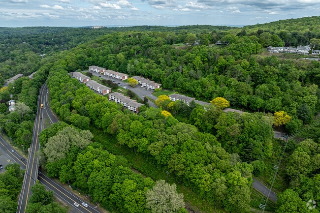 Building Photo - Summit and Birch Hill Apartments