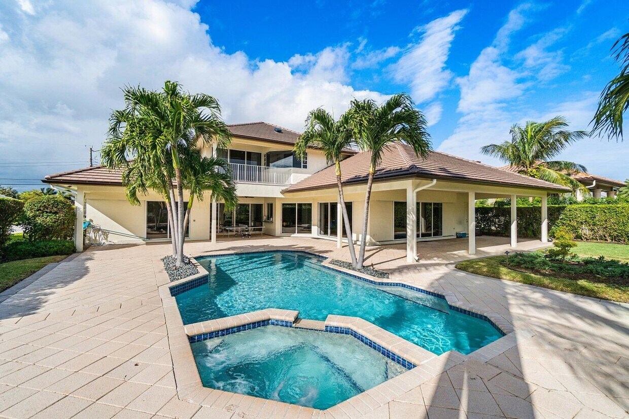 Foto principal - 4110 NE 31st Ave