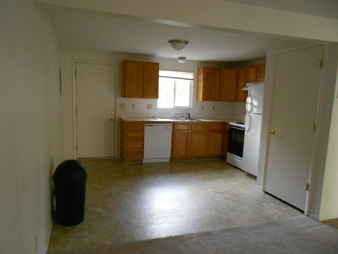 Foto del edificio - 529 E 13th St