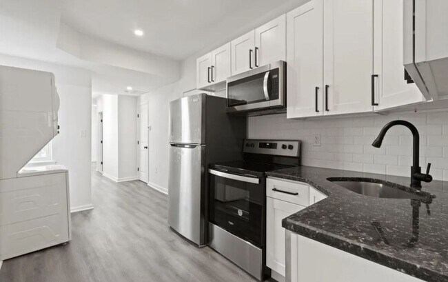 Foto del edificio - 4149 Lancaster Ave