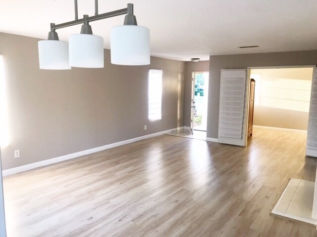 Foto del edificio - 24412 Biltmore Ln
