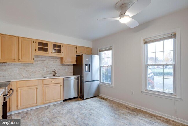 Building Photo - 7370 Eldorado St