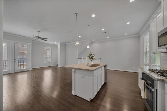 Foto del edificio - 9603 Cambridge Manor Ln