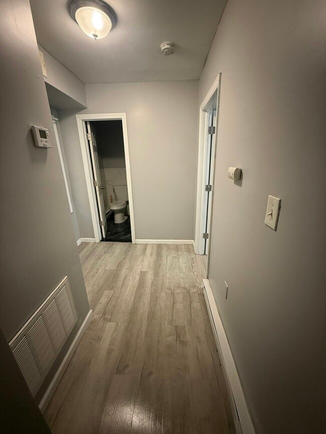 Building Photo - 188 Clinton St