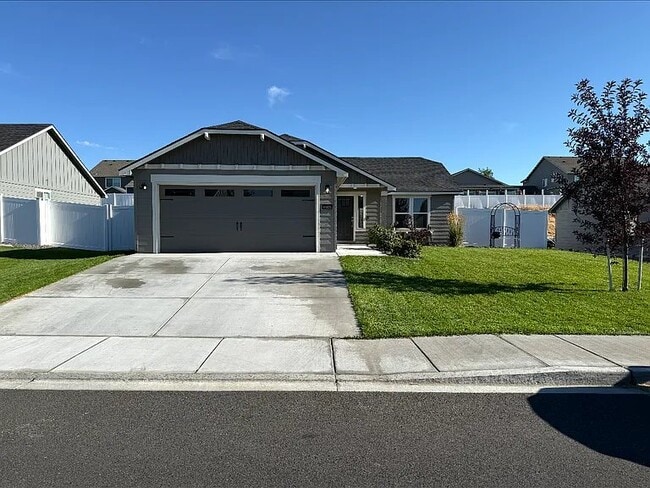 Building Photo - 4908 Corinth Dr