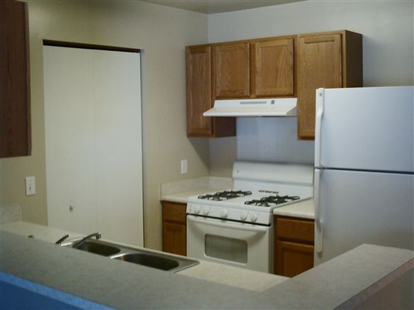 Building Photo - 3901 Hawks Ridge Dr